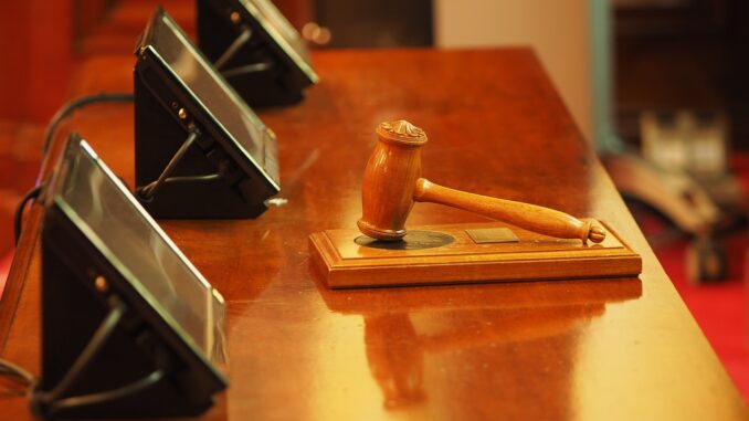 judge-1587300_1280